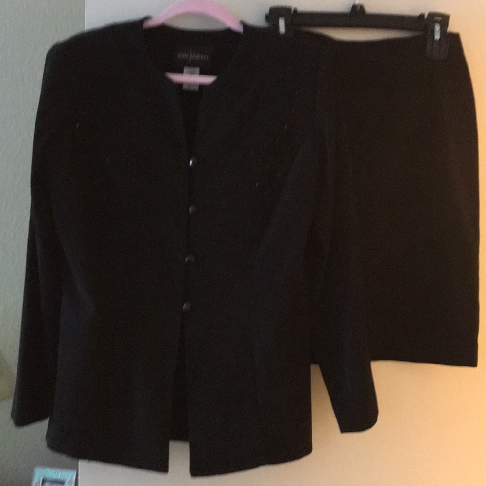 Women’s business suit